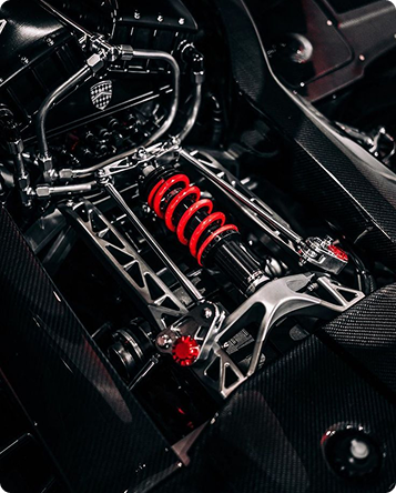 Engine components with red suspension